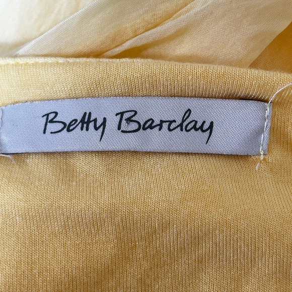Betty Barclay Loose 3/4 sleeve blouse in yellow, with inner top.  with silk. - Picture 10 of 12